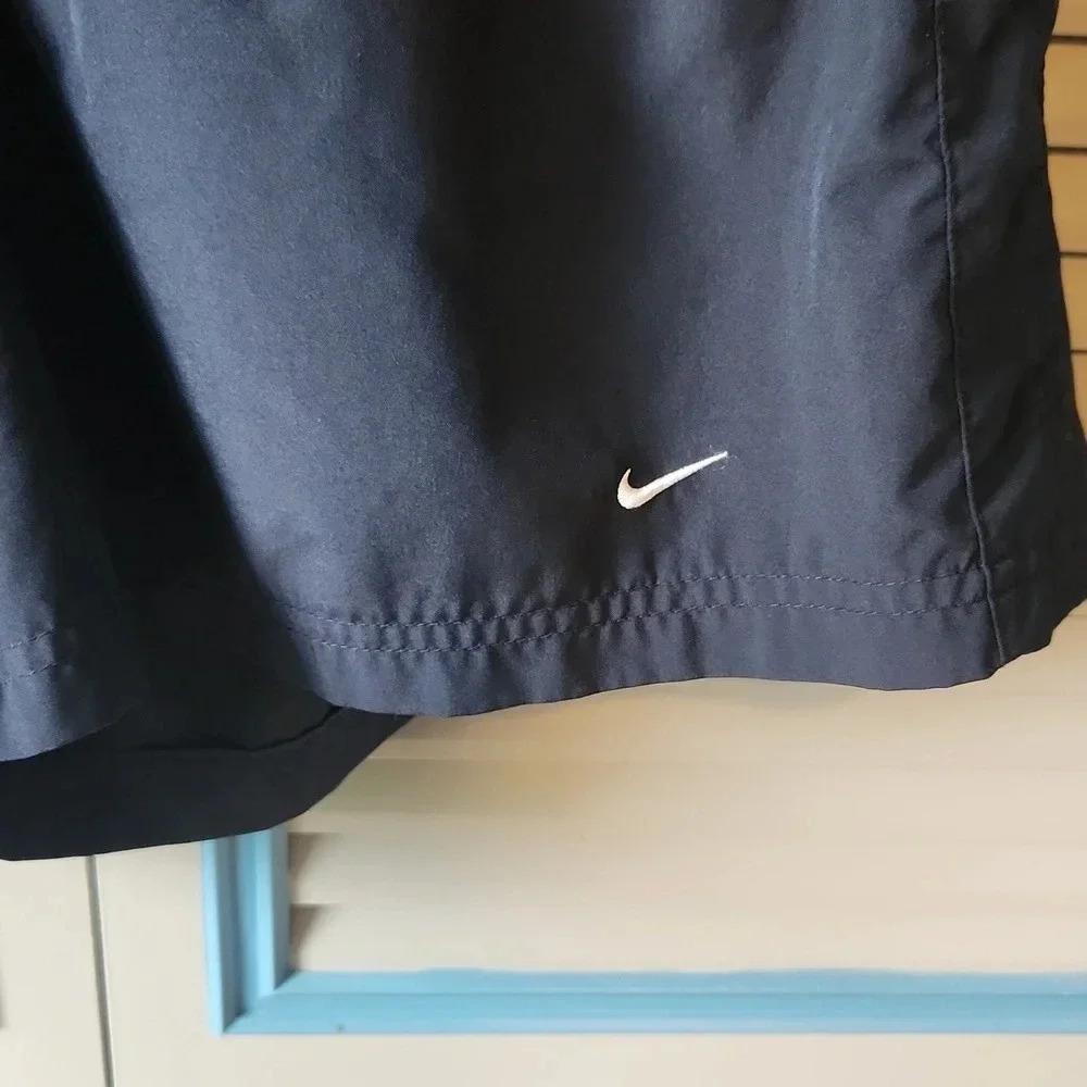 Nike black athletic shorts - Picture 5 of 9